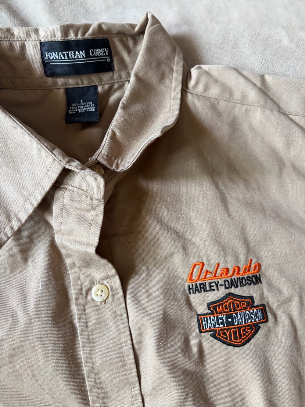 Vintage Harley-Davidson Beige Button-Down Shirt with Orange & Black Embroidery